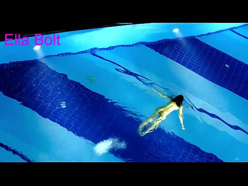 ❤️ Saya tidak boleh berhenti menonton, berambut perang muda ditangkap berenang bogel di kolam peranginan ELLA BOLT Lucah buatan sendiri di lucah ms.hotpornphotos.ru ❤